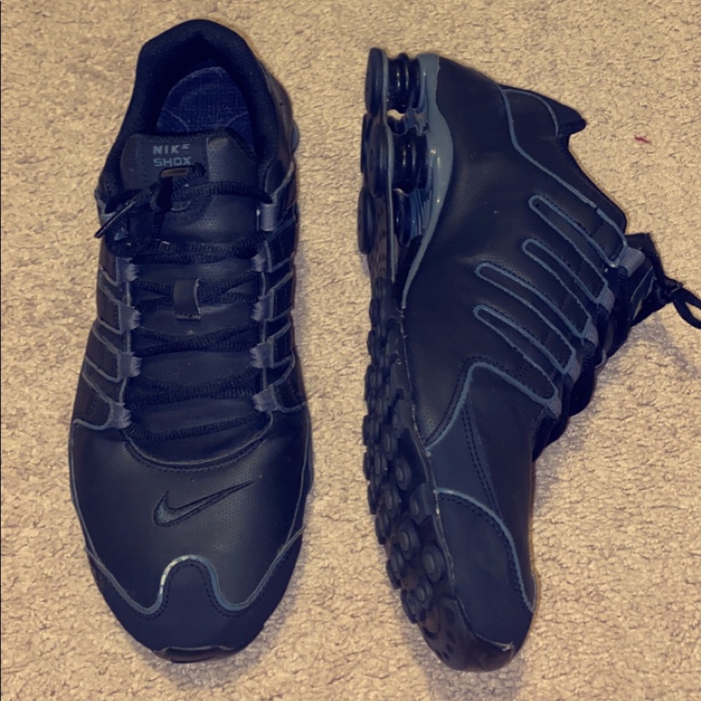 Black Nike’s